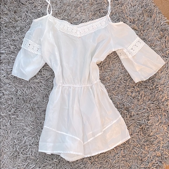 White Roper - New Without Tags - Picture 1 of 1